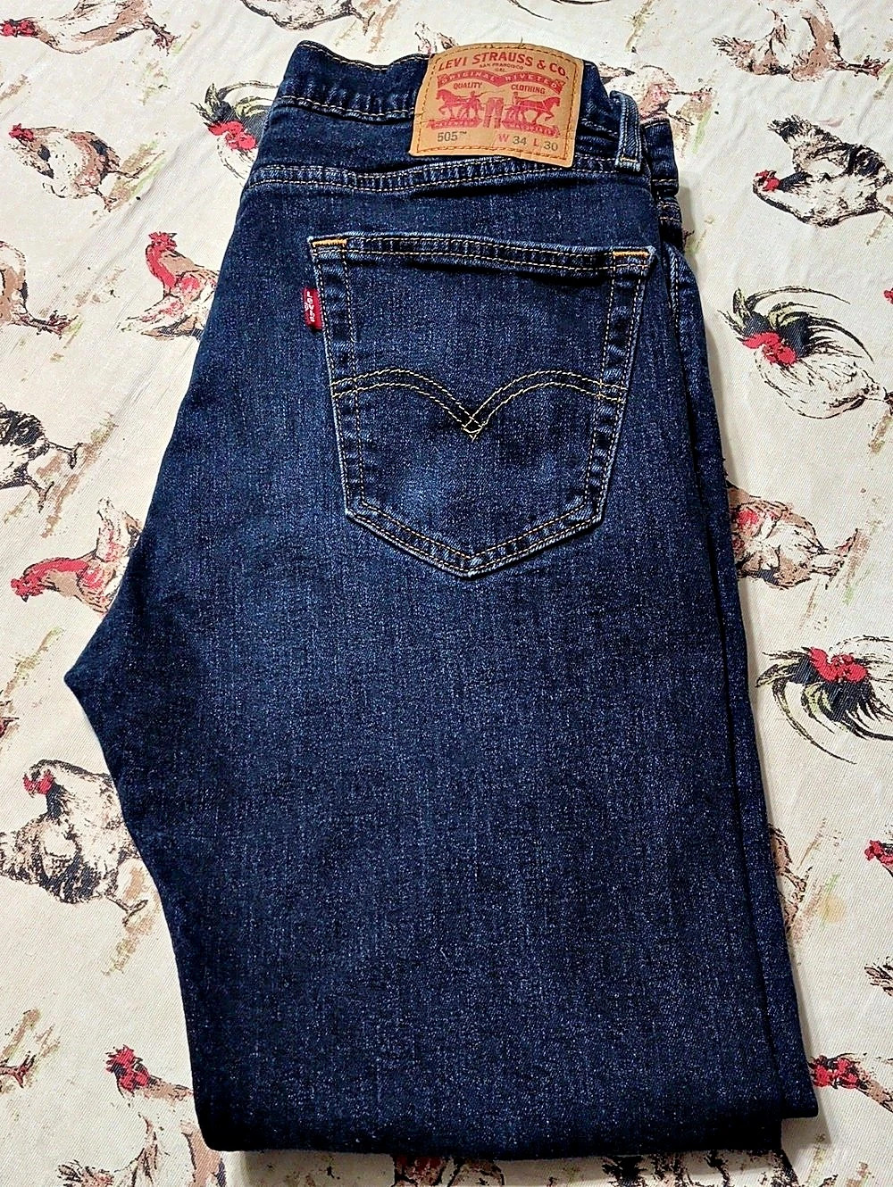 Levi's 505 Straight Leg Jeans in Blue Waist 34 Length 30 - Picture 3 of 4